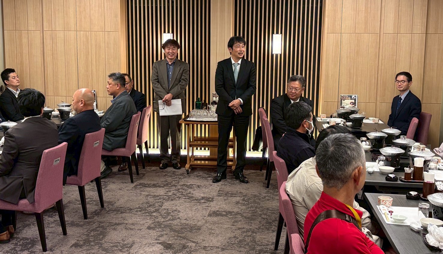 合同反省会のイメージ